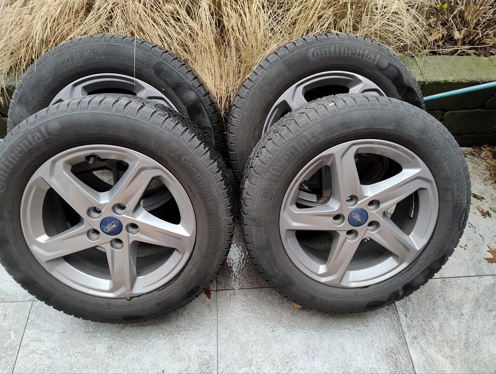 Ford focus MK4/ MK4.5 winterbanden op lichtmetalen velgen, Ophalen, Gebruikt