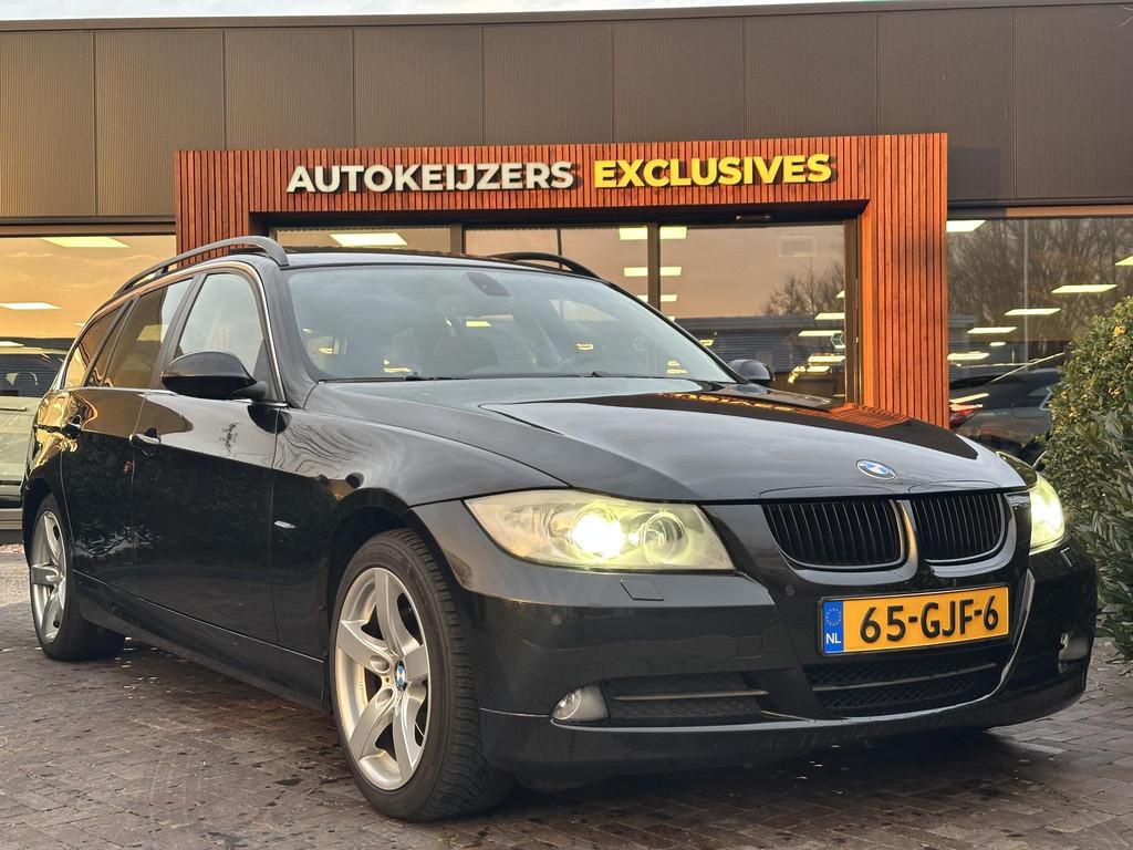 BMW 3-serie Touring 325xi High Executive, Stof, Gebruikt, Zwart, Vierwielaandrijving