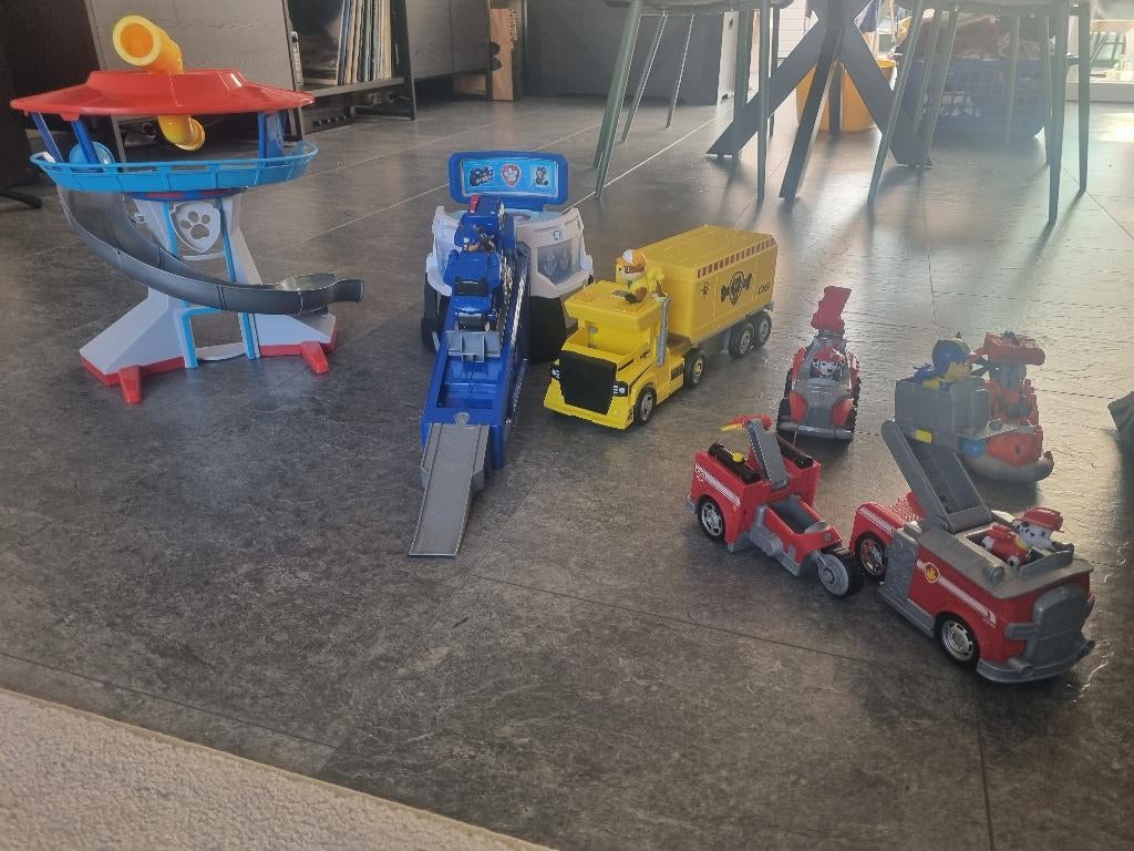 Paw patrol set, Kinderen en Baby's, Speelgoed | Actiefiguren, Ophalen, Zo goed als nieuw