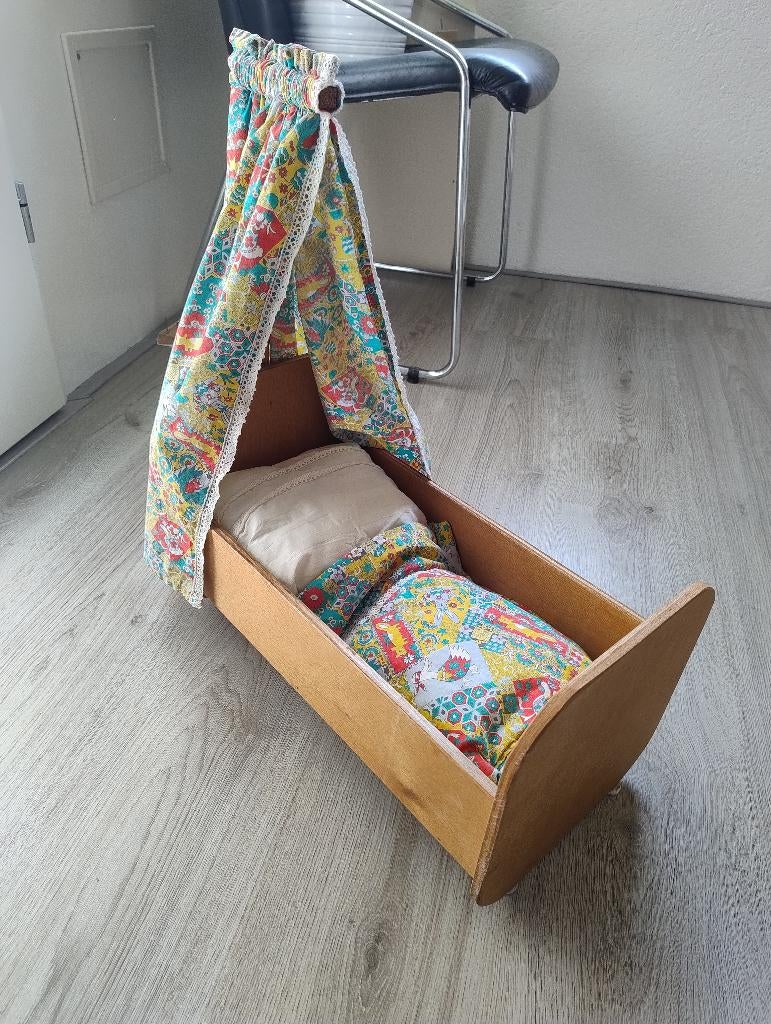 Poppenbedje, Ophalen, Gebruikt, Babypop