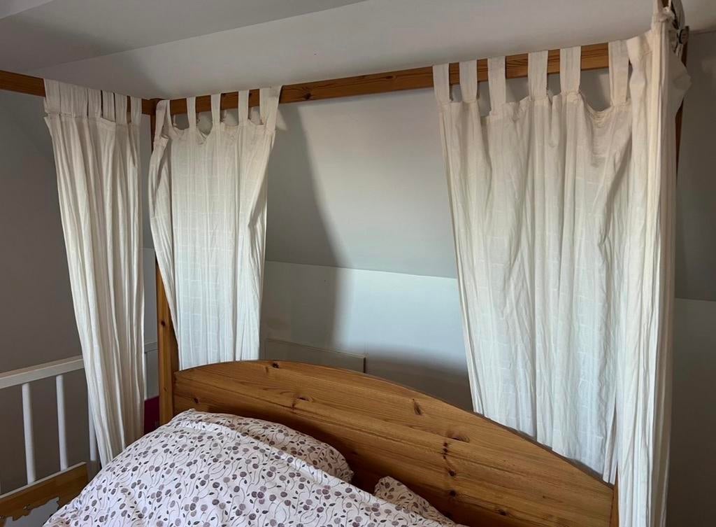 Prachtig houten hemelbed met gordijnen, Gebruikt, Bruin, Tweepersoons, Ophalen of Verzenden