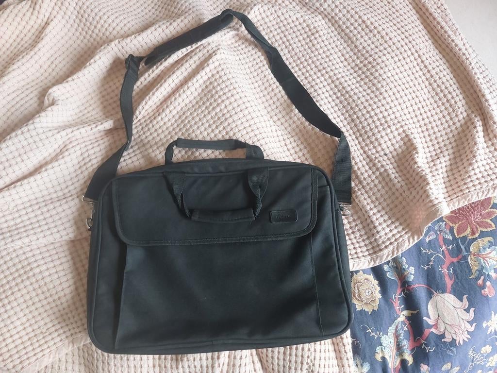 Laptoptas dicota, Computers en Software, Laptoptassen, Ophalen of Verzenden, Zo goed als nieuw, Schoudertas