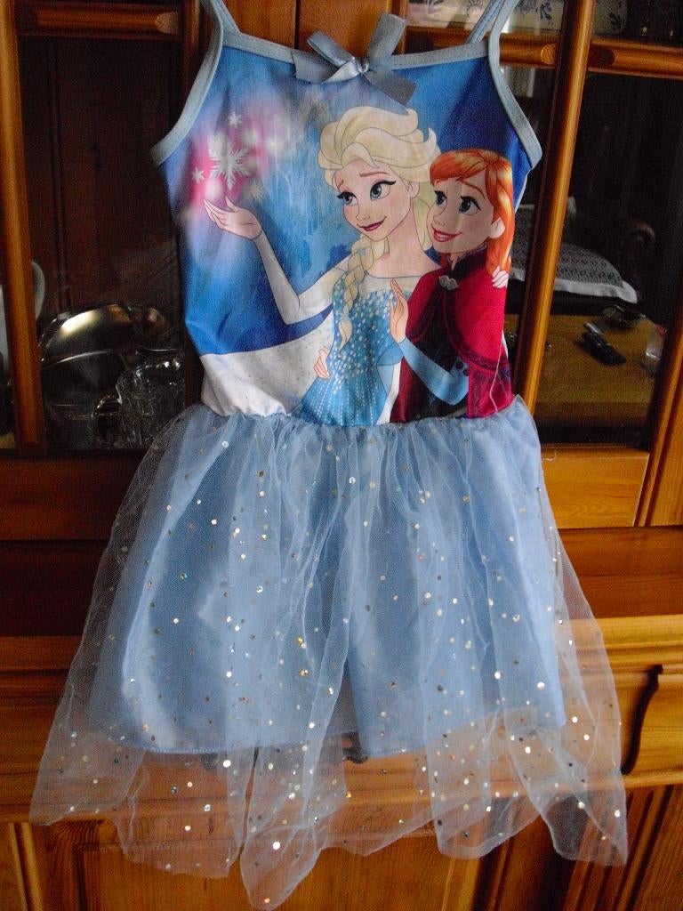 Twee disney jurkjes, Disney, Gebruikt, Meisje, Ophalen of Verzenden