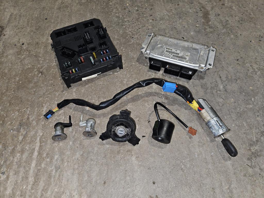 ECU / COMPUTER  / BSI PEUGEOT 206 CC 1.6 16V / CONTACTSLOT, Niet ingevuld, Niet ingevuld, Niet ingevuld, Citroën