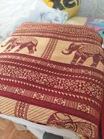 Diverse gehaakte, geborduurde en oude kanten kleedjes, Ophalen of Verzenden