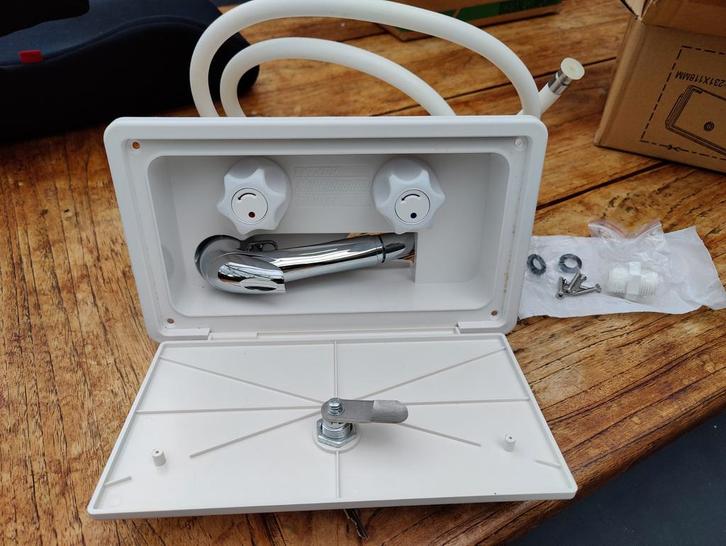 Buitendouche aansluiting voor caravan of camper, Caravans en Kamperen, Camper-accessoires, Nieuw, Ophalen of Verzenden