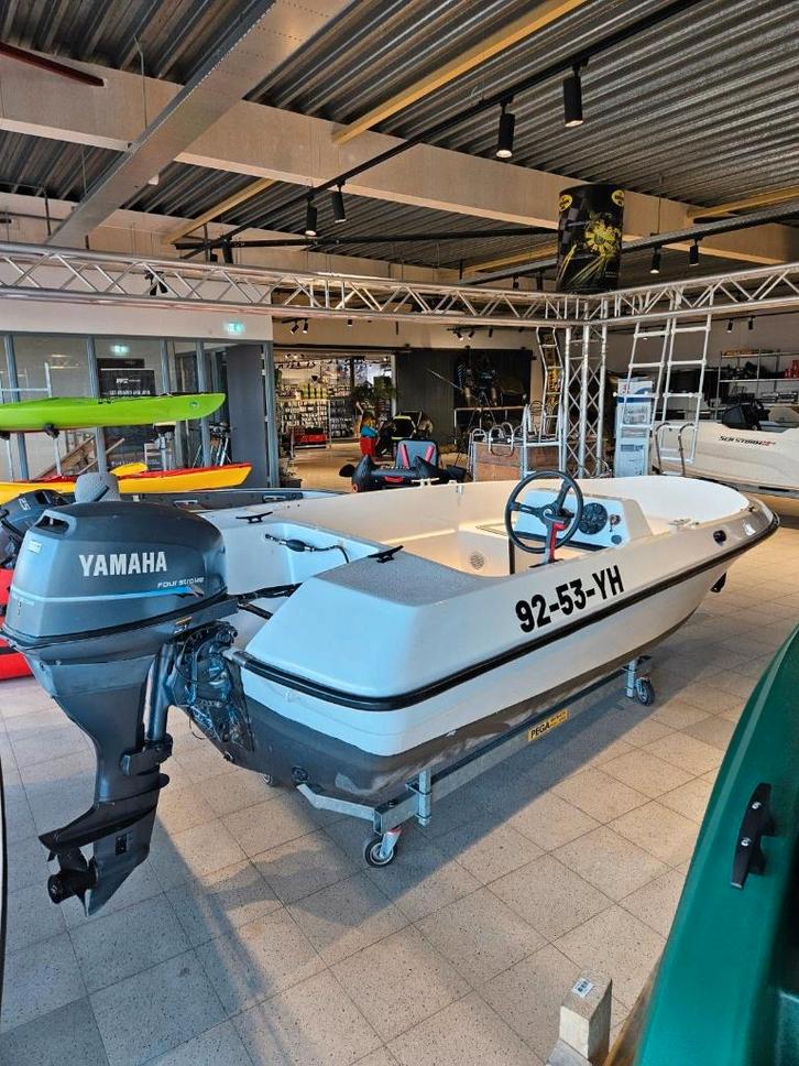 Console tour visboot 425 met 25 pk yamaha 4takt,, Watersport en Boten, Vis- en Consoleboten, Gebruikt, 10 tot 30 pk, 3 tot 6 meter