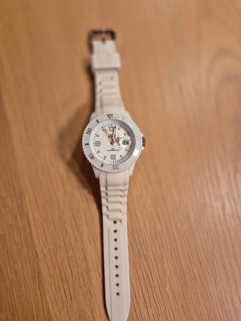 ICE Watch Wit, Kunststof, Polshorloge, Kunststof, Zo goed als nieuw