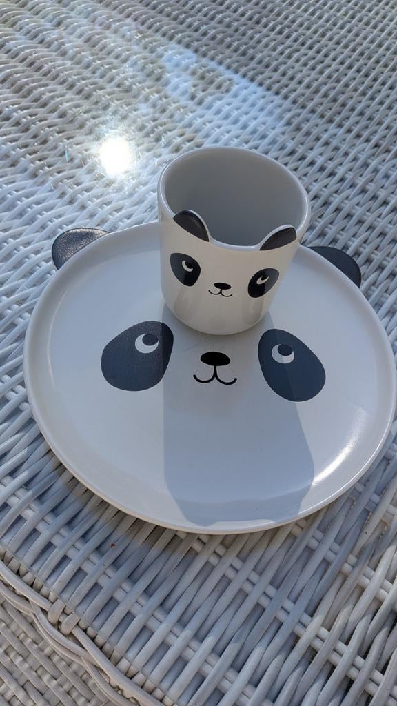 Servies setje panda van henm home, Huis en Inrichting, Keuken | Servies, Ophalen of Verzenden, Overige stijlen, Bord(en)