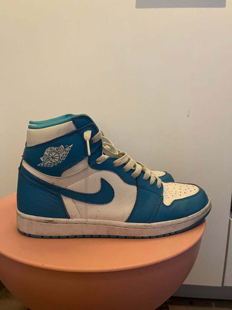 Nike Air Jordan 1 High blauw wit, Kleding | Dames, Schoenen, Ophalen of Verzenden, Gedragen, Blauw, Sneakers of Gympen