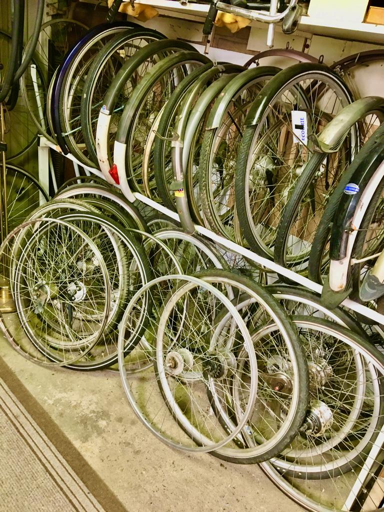 Aangeboden fiets voorwielen en achterwielen, diverse merken, Fietsen en Brommers, Fietsonderdelen, Wiel, Gebruikt, Algemeen, Gazelle Batavus Union Giant enz.