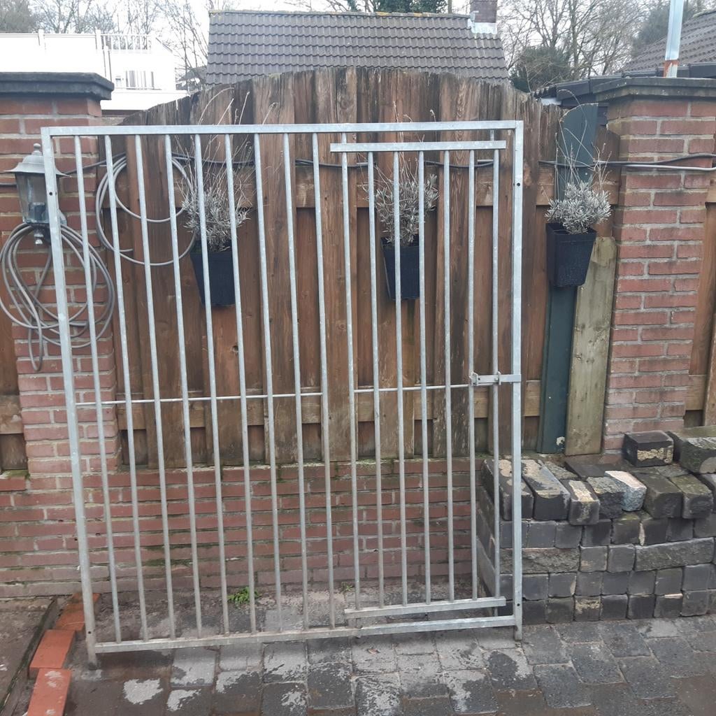 Kennel delen meeste met deur, Dieren en Toebehoren, Hondenhokken, Ophalen