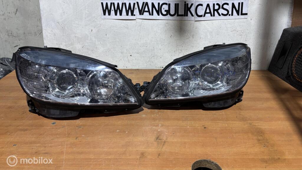 Koplampen  set Mercedes C-klasse W204 ('07-'14), Gebruikt, Mercedes-Benz, Ophalen of Verzenden, Mercedes-Benz