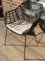 Twee tuinstoelen met kussen, Ophalen, Zo goed als nieuw, Rotan