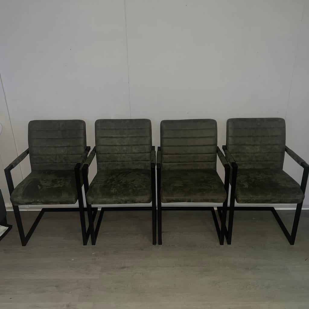 4 x eetkamer stoelen. Antraciet/ donker bruin ( z.g.a.n.), Huis en Inrichting, Stoelen, Ophalen, Zo goed als nieuw, Overige kleuren