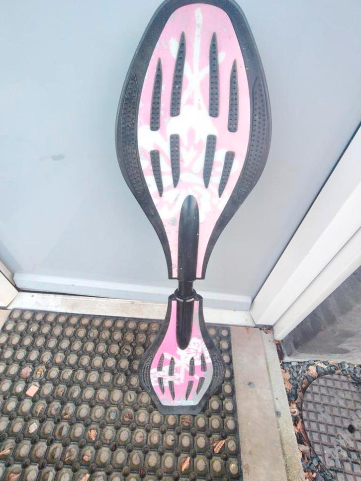 Roze Waveboard - Plezier op Twee Wielen!, Sport en Fitness, Skateboarden, Gebruikt, Ophalen