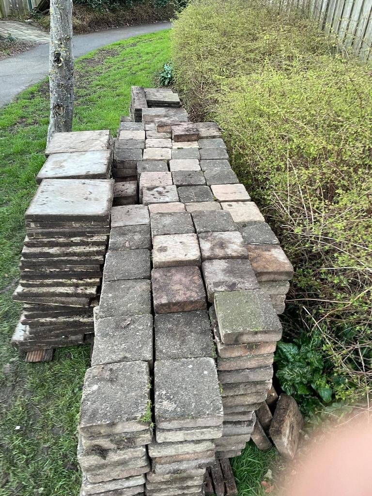 Wij verwijderen Tuintegels. Stuur foto van u tuin, Ophalen of Verzenden, Beton, Terrastegels