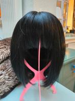 Nieuwe zwarte pruik met standaard, Verzenden, Nieuw, Pruik of Haarverlenging