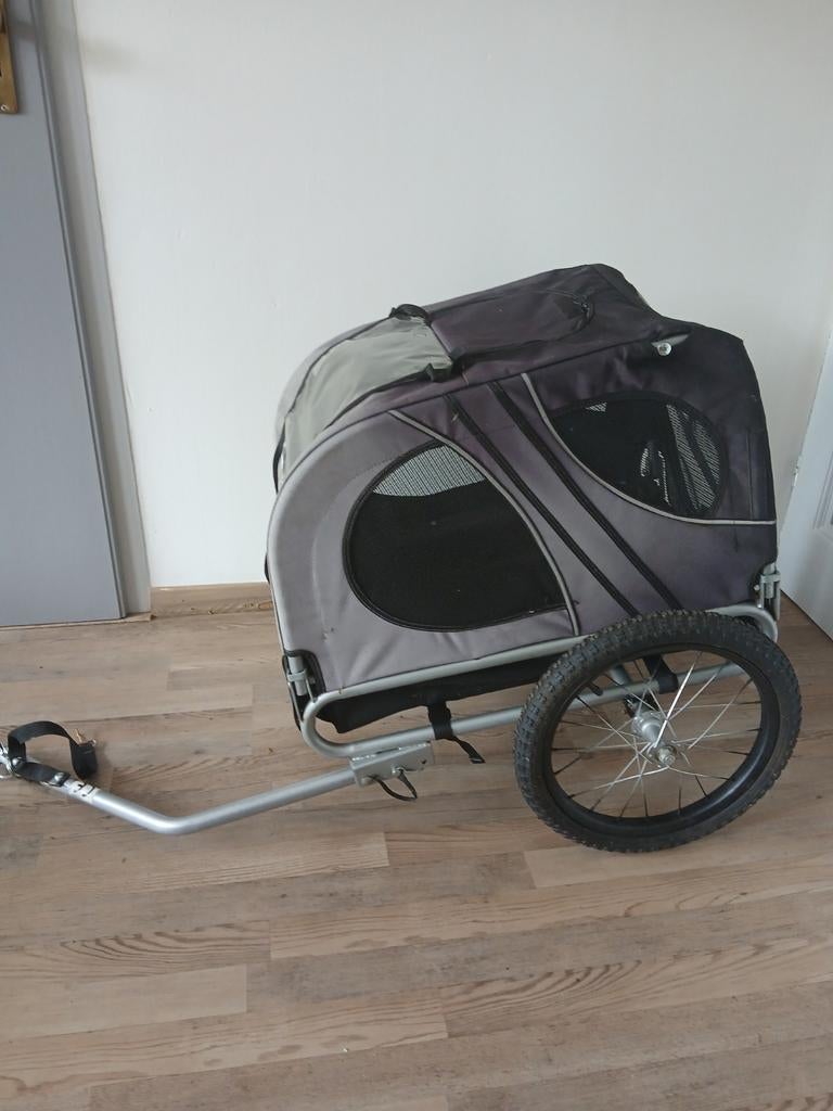 Honden fietskar sundvall, Ophalen, Gebruikt