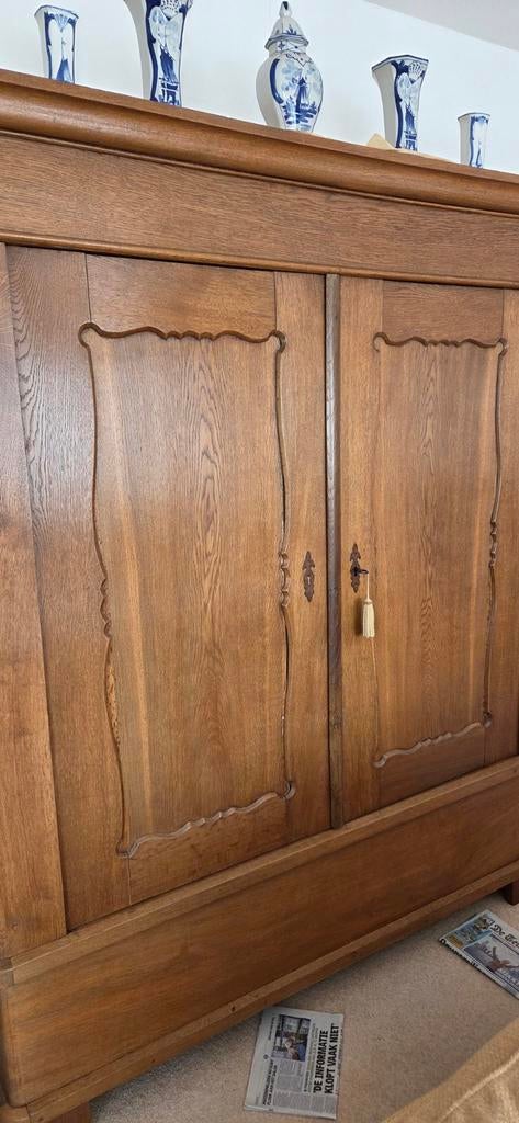 Wegens verhuizing. Antieke kabinetkast. Eiken met schuifbode, Antiek en Kunst, Antiek | Meubels | Kasten, Ophalen of Verzenden