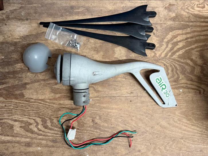 Primus Windpower AIR 30 Windgenerator 24V 400W, Watersport en Boten, Bootonderdelen, Zo goed als nieuw, Motor en Techniek, Zeilboot of Motorboot