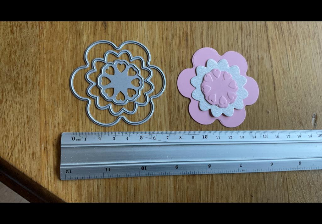 Snijmal set 3 delig bloem met hartjes 598, Ophalen of Verzenden, Zo goed als nieuw, Pons of Mal