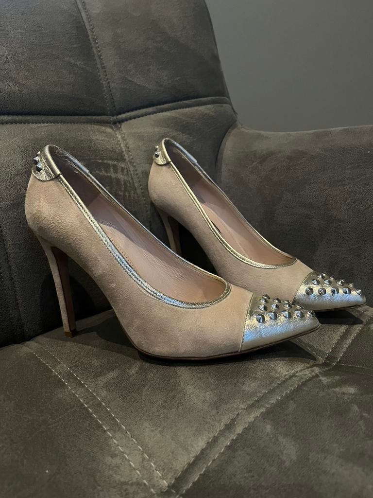 Guglielmo rotta pumps maat 39, Pumps, Beige, Ophalen of Verzenden, Gedragen