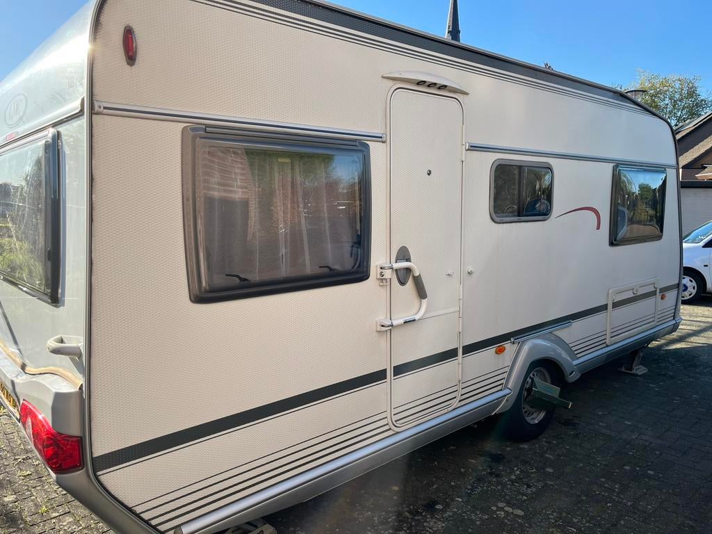 Caravan LMC 520RDH Favorit 2008 & Dorema voortent, Caravans en Kamperen, Caravans, Rondzit, Frans bed, Particulier, 5 tot 6 meter