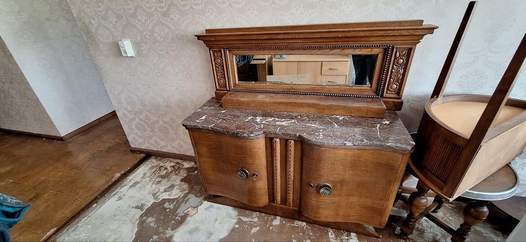 Antiek dressoir met marmeren blad, Huis en Inrichting, Kasten | Dressoirs, Ophalen, Gebruikt, 100 tot 150 cm, 25 tot 50 cm