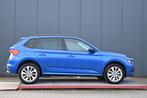 Skoda Kamiq 1.5 TSI ACT Business Edition trekhaak leer autom, Auto's, 4 cilinders, 150 pk, Blauw, Leder en Stof