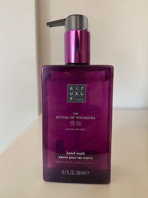 Nieuw Rituals Yozakura hand wash handzeep zeep, Sieraden, Tassen en Uiterlijk, Ophalen of Verzenden, Nieuw, Bad & Douche
