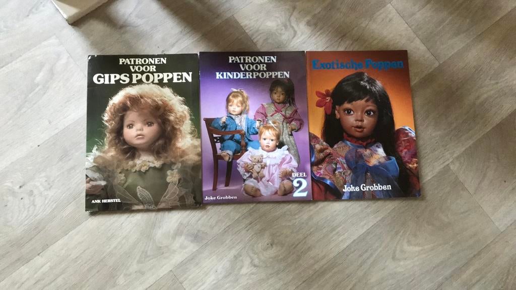 Boeken om poppen te maken, Verzamelen, Ophalen of Verzenden, Zo goed als nieuw, Overige typen