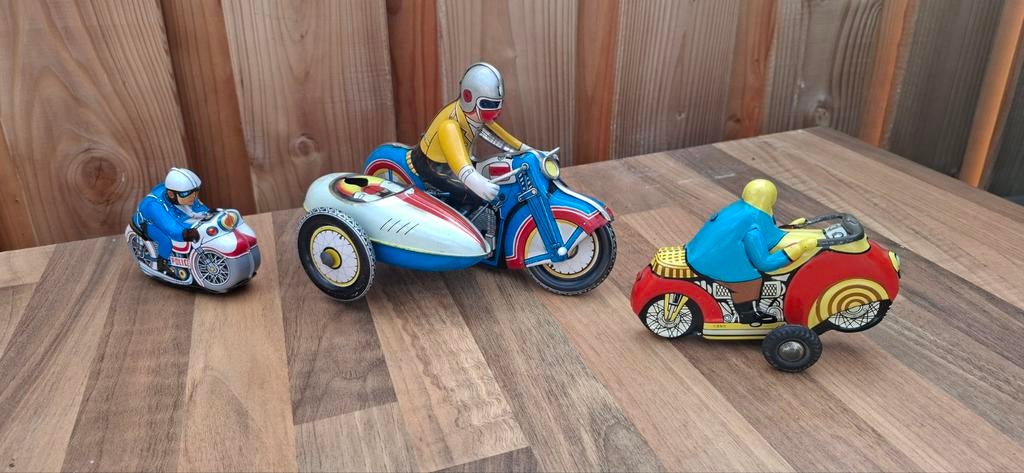 Oudeblikken motor politie met opwind mechanisme
zonder sleut, Kinderen en Baby's, Speelgoed | Buiten | Skelters, Ophalen of Verzenden