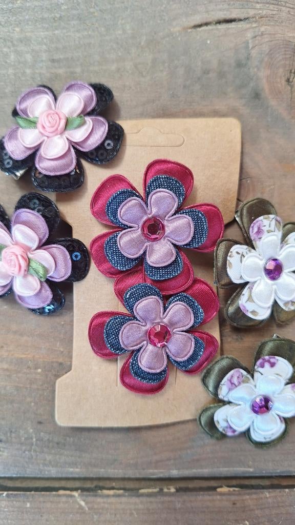 Handgemaakte bloemen haarclipjes, Kinderen en Baby's, Kindermode-accessoires, Ophalen of Verzenden, Nieuw