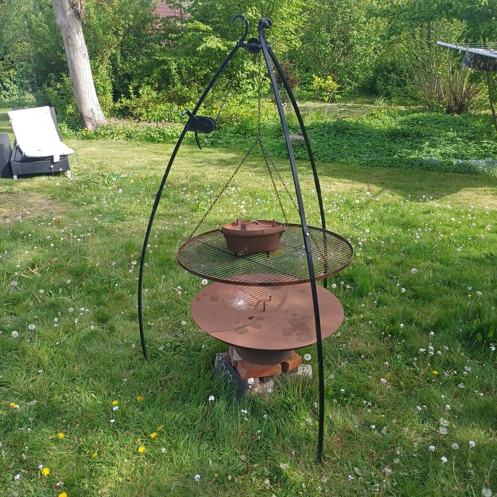 Cookking driepoot met katrol, ketting en rooster (90cm), Ophalen, Gebruikt, Cookking, Met accessoires