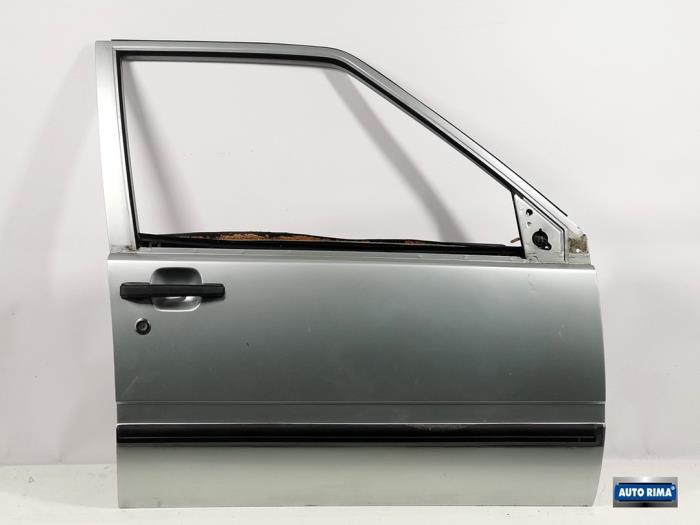 Portier 4Deurs rechts-voor van een Volvo 7-Serie (403)