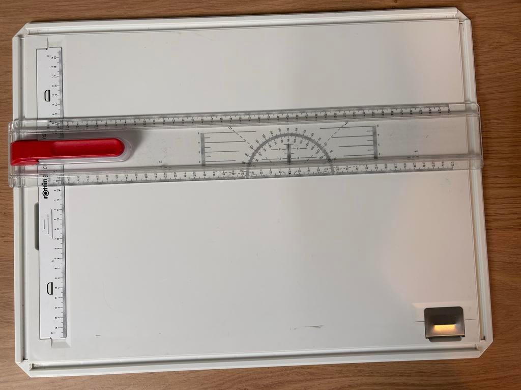 Rotring tekenbord, Doe-het-zelf en Verbouw, Tekentafels, Ophalen, Gebruikt, Minder dan 130 cm