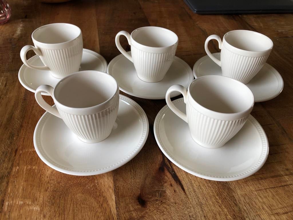 5 kop en schotels van Wedgewood Windsor, Huis en Inrichting, Keuken | Servies, Gebruikt, Ophalen of Verzenden, Wedgwood, Kop(pen) en/of Schotel(s)