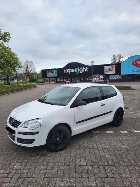 TE KOOP aangeboden Volkswagen polo 2005 comfortline, Auto's, Voorwielaandrijving, Wit, Handgeschakeld, Particulier