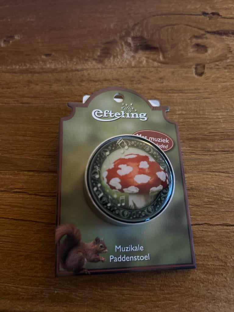 Efteling Muzikale Paddenstoel Pin - Nieuw in verpakking, Verzamelen, Efteling, Ophalen of Verzenden, Nieuw, Button of Speldje