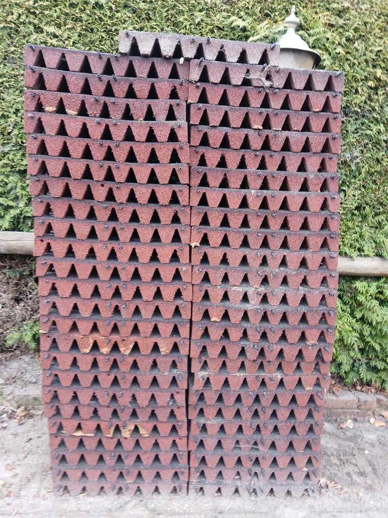 Rubber tegels of staltegels van schoolplein., Tuin en Terras, Tegels en Klinkers, Ophalen, Zo goed als nieuw, Rubber, Overige typen