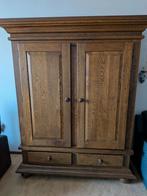 Grote eikenhouten kast
In prima conditie, Ophalen, Gebruikt, 50 tot 75 cm, 200 cm of meer