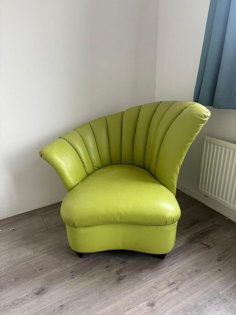 Retro fauteuil, met sterk leren bekleding, Huis en Inrichting, Fauteuils, Ophalen, Minder dan 75 cm, Leer, Zo goed als nieuw