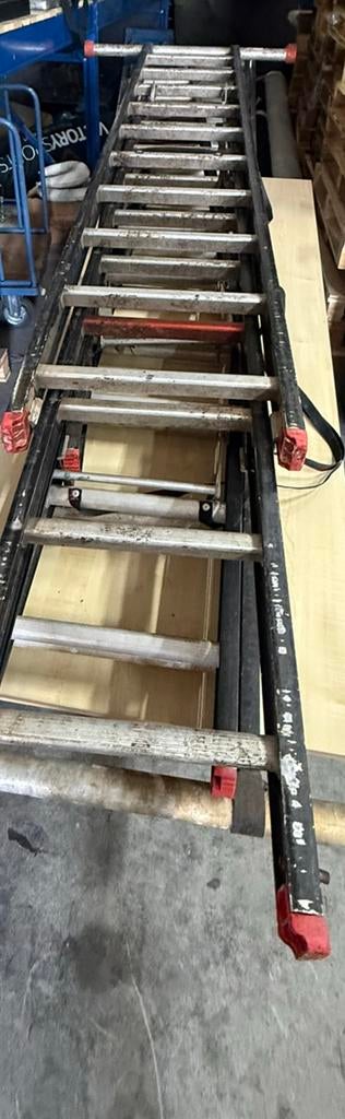 2 altrex ladders, Doe-het-zelf en Verbouw, Gebruikt, Ophalen of Verzenden, Ladder, Opvouwbaar of Inschuifbaar