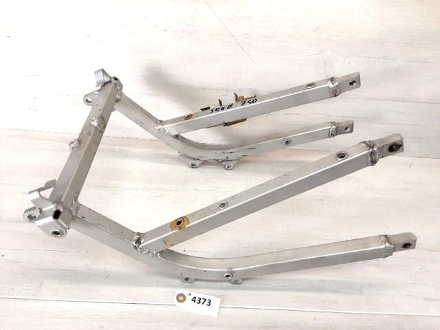 GSXR750 1998 - 2000 Suzuki Subframe D1-47026
