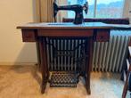 Antieke Singer Naaimachine met Houten Tafel, Antiek en Kunst, Antiek | Naaimachines, Ophalen