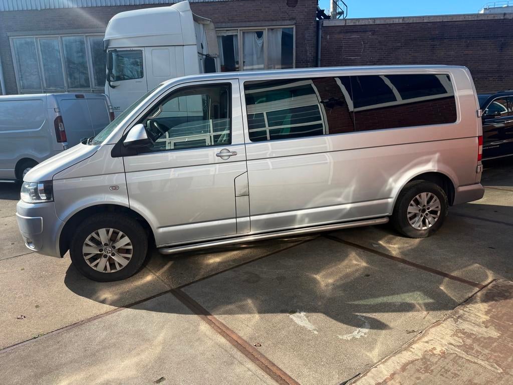 Volkswagen Transporter 2.0 TDI L2H1 DC AUTOMAAT DEFECT, Euro 5, Gebruikt, 4 cilinders, 1905 kg