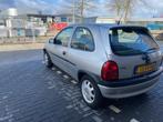 Opel Corsa 1.2i-16V Strada, Auto's, 450 kg, Gebruikt, 31 €/maand, Origineel Nederlands