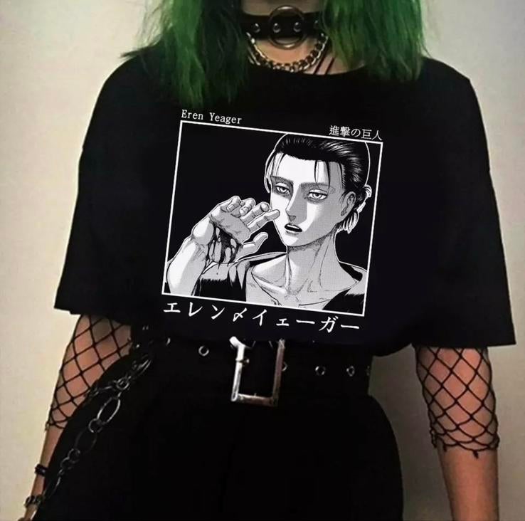 Attack on Titan + Naruto merch, sieraden, stickers, shirts, Ophalen of Verzenden, Zo goed als nieuw, Overige maten