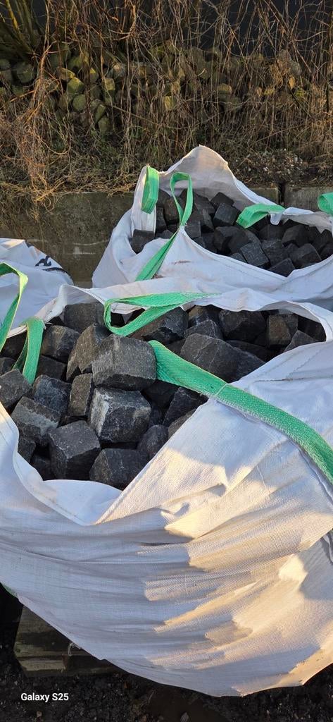 Basaltkeien ca. 10x10 cm in bigbag, Ophalen, Overige typen